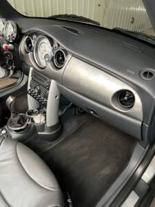 Image 30/40 de Mini Cooper S JCW (2005)