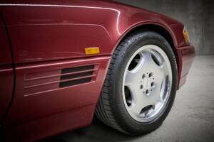 Bild 34/99 von Mercedes-Benz SL 320 (1995)