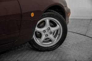 Immagine 45/50 di Mazda MX-5 1.6 (2000)