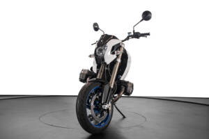 Imagen 4/33 de BMW DUMMY (2007)