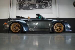 Image 27/50 of Porsche 911 Carrera RWB (1995)
