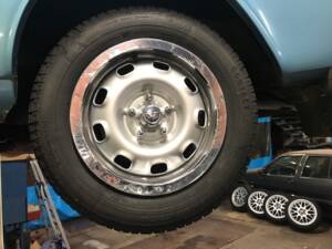 Image 74/91 of Volvo P 144 GL (1972)