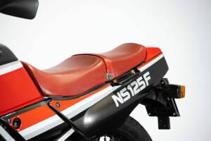 Image 44/50 of Honda NS 125F (1985)
