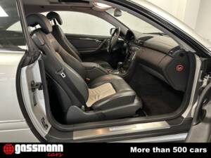 Immagine 14/15 di Mercedes-Benz CL 55 AMG (2001)