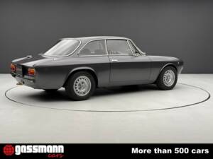 Bild 6/15 von Alfa Romeo Giulia GT 1300 Junior (1973)