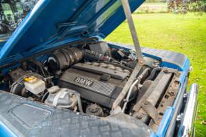 Image 2/50 of Land Rover Defender 90 "50th Anniversary" (1998)