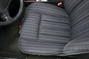 Bild 11/50 von Mercedes-Benz 300 E-24 (1992)