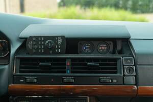 Image 41/50 of Mercedes-Benz SL 320 (1995)