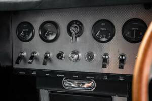 Imagen 33/42 de Jaguar E-Type 3.8 (1963)