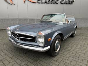 Immagine 17/50 di Mercedes-Benz 280 SL (1969)