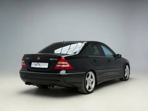 Image 4/27 of Mercedes-Benz C 55 AMG (2005)