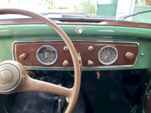 Image 23/38 of FIAT 500 C Giardiniera (1952)