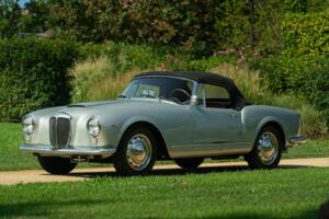 Immagine 3/50 di Lancia Aurelia B24 Convertibile (1958)