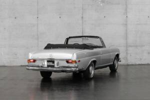 Image 6/48 of Mercedes-Benz 280 SE (1969)