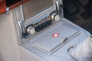 Bild 34/50 von Jaguar Mk II 2.4 (1964)
