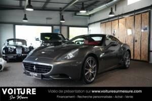 Imagen 4/39 de Ferrari California (2010)