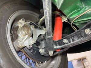 Immagine 36/40 di MG MGC GT (1968)