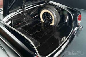 Bild 18/19 von Mercedes-Benz 220 S (1959)