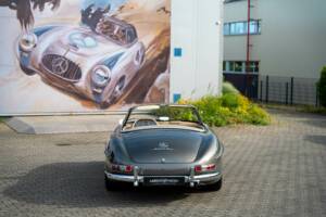 Image 7/38 of Mercedes-Benz 300 SL Roadster (1961)
