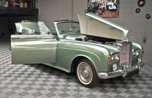 Image 17/50 de Bentley S3 Mulliner Park Ward DHC (1963)