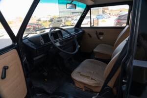Bild 3/16 von Volkswagen T3 Kombi 1.6 D (1985)