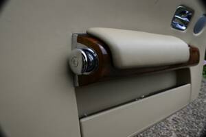 Immagine 37/50 di Rolls-Royce Phantom Coupé (2010)