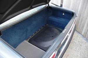 Image 41/47 of Mercedes-Benz 560 SL (1987)