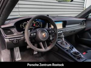 Bild 5/34 von Porsche 911 GT3 (1900)