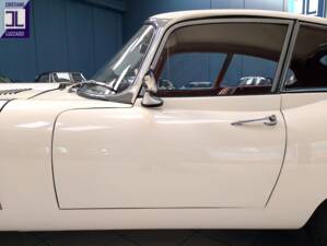 Bild 18/54 von Jaguar E-Type 4.2 (1967)