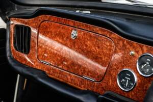 Image 35/42 of Triumph TR 4A (1966)