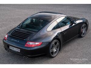Bild 15/39 von Porsche 911 Carrera 4 (2006)