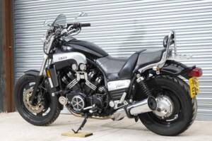 Image 3/37 of Yamaha V-Max 1200 (2000)