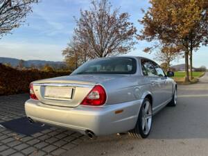 Bild 6/24 von Jaguar XJ 2.7 D (2007)