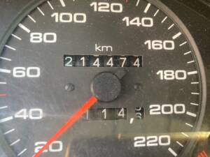 Image 17/18 of Audi 80 1.6 (1990)