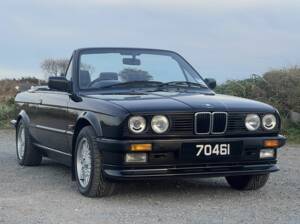 Image 1/12 of BMW 325i (1990)