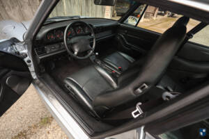 Image 9/90 de Porsche 911 Carrera 4S (1996)