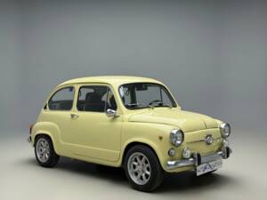 Immagine 2/16 di SEAT 600 E (1973)