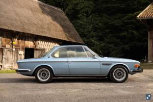 Image 8/73 of BMW 3.0 CSi (1973)