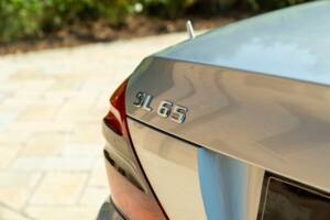 Immagine 31/50 di Mercedes-Benz SL 65 AMG (2005)