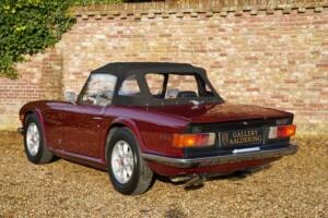 Bild 2/50 von Triumph TR 6 (1971)