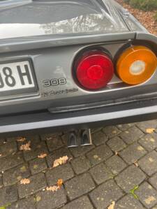 Image 4/114 de Ferrari 308 GTS Quattrovalvole (1985)
