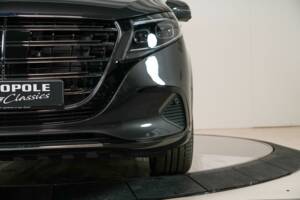 Image 20/50 de Mercedes-Benz V 300 d (2025)