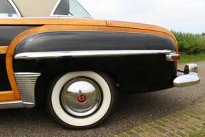 Bild 7/8 von Chrysler New Yorker Club Coupe (1950)