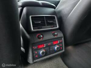 Image 21/50 of Audi Q7 4.2 FSI quattro (2006)