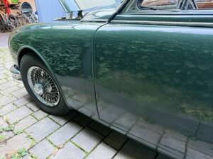 Image 7/7 of Jaguar Mk II 3.8 (1967)