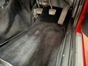 Image 23/50 of Datsun 240 Z (1972)