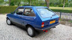 Image 2/23 de Ford Fiesta 1.1 (1988)