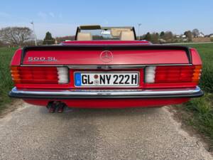 Afbeelding 19/33 van Mercedes-Benz 500 SL (1988)