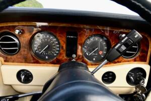 Image 36/50 of Rolls-Royce Corniche III (1990)