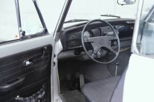 Image 18/37 of Volkswagen Beetle 1302 (1971)